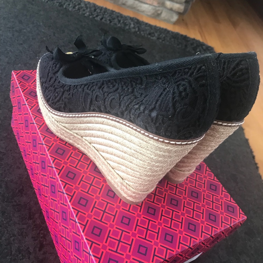 NIB Tory Burch wedges (size 10) - Picture 3 of 3